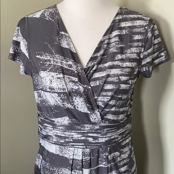 {BCBG Maxazria} NWT Dress, Medium - Picture 4 of 8